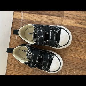 Toddler converse shoes